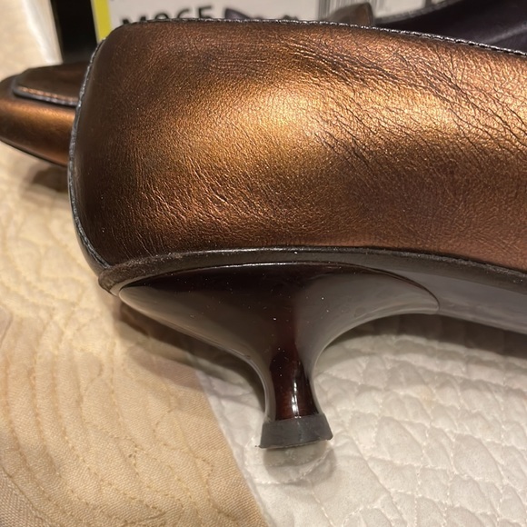 Donald Pliner antique metallic Couture heel - Picture 5 of 10